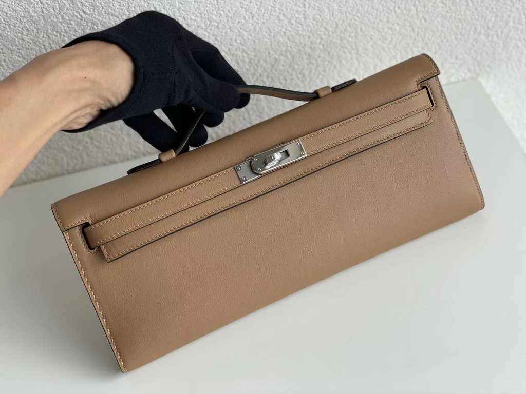 Hermès Kelly Cut Clutch 31cm Swift Leather Kakhi Silver