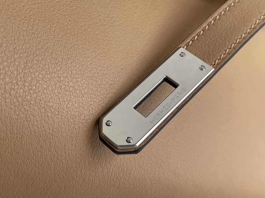 Hermès Kelly Cut Clutch 31cm Swift Leather Kakhi Silver