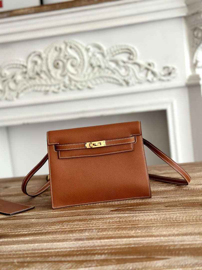 Hermes Kelly Danse Bag Leather 202530