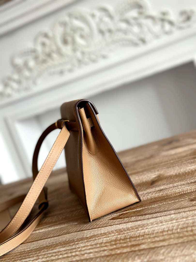 Hermes Kelly Danse Bag Leather 202531