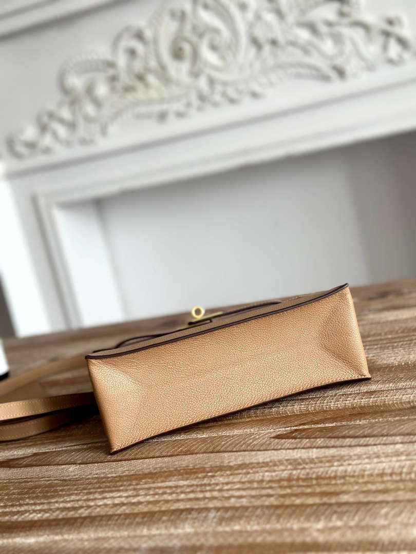 Hermes Kelly Danse Bag Leather 202531