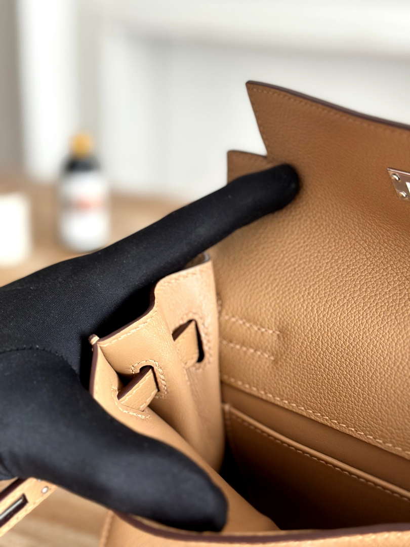 Hermes Kelly Danse Bag Leather 202532
