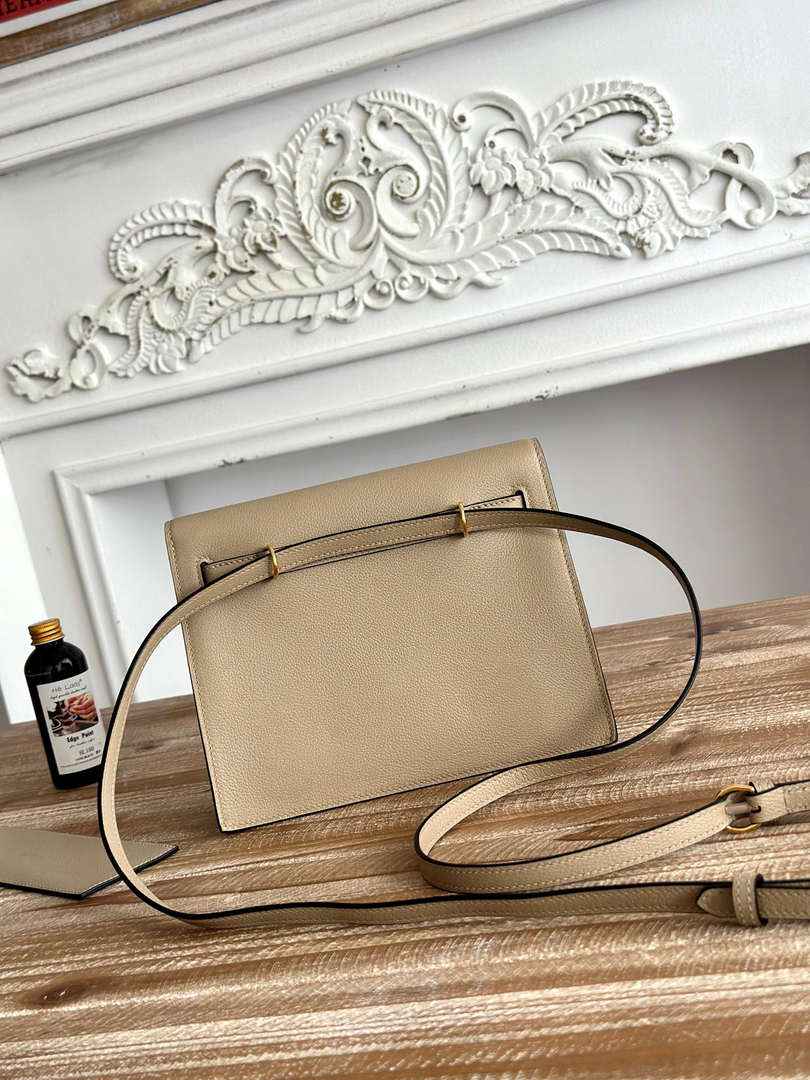 Hermes Kelly Danse Bag Leather 202533