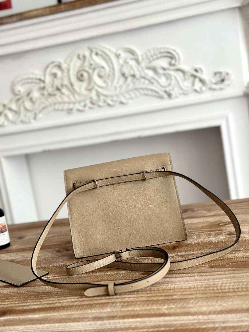 Hermes Kelly Danse Bag Leather 202534