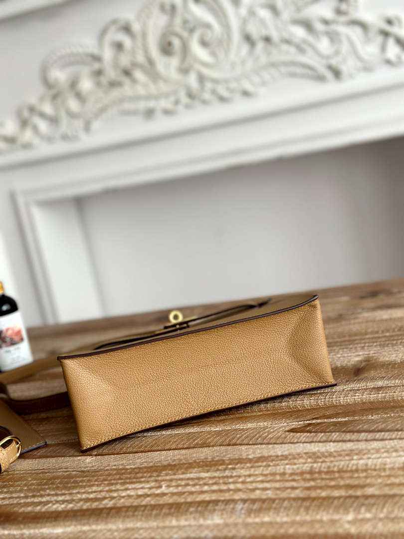 Hermes Kelly Danse Bag Leather 202536