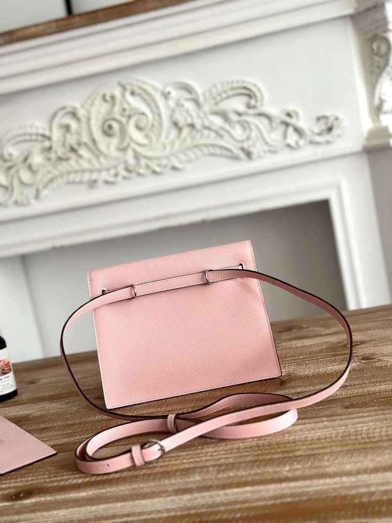 Hermes Kelly Danse Bag Leather 202538