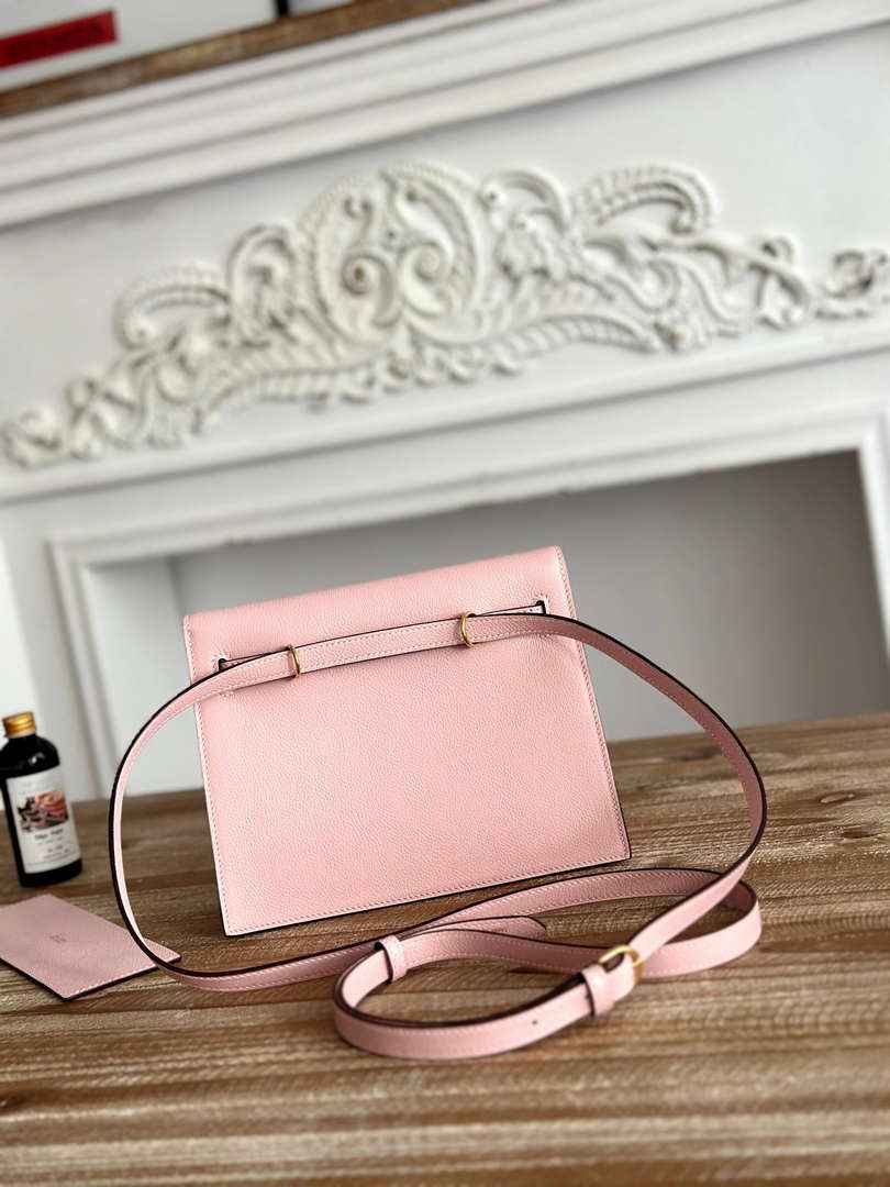 Hermes Kelly Danse Bag Leather 202539