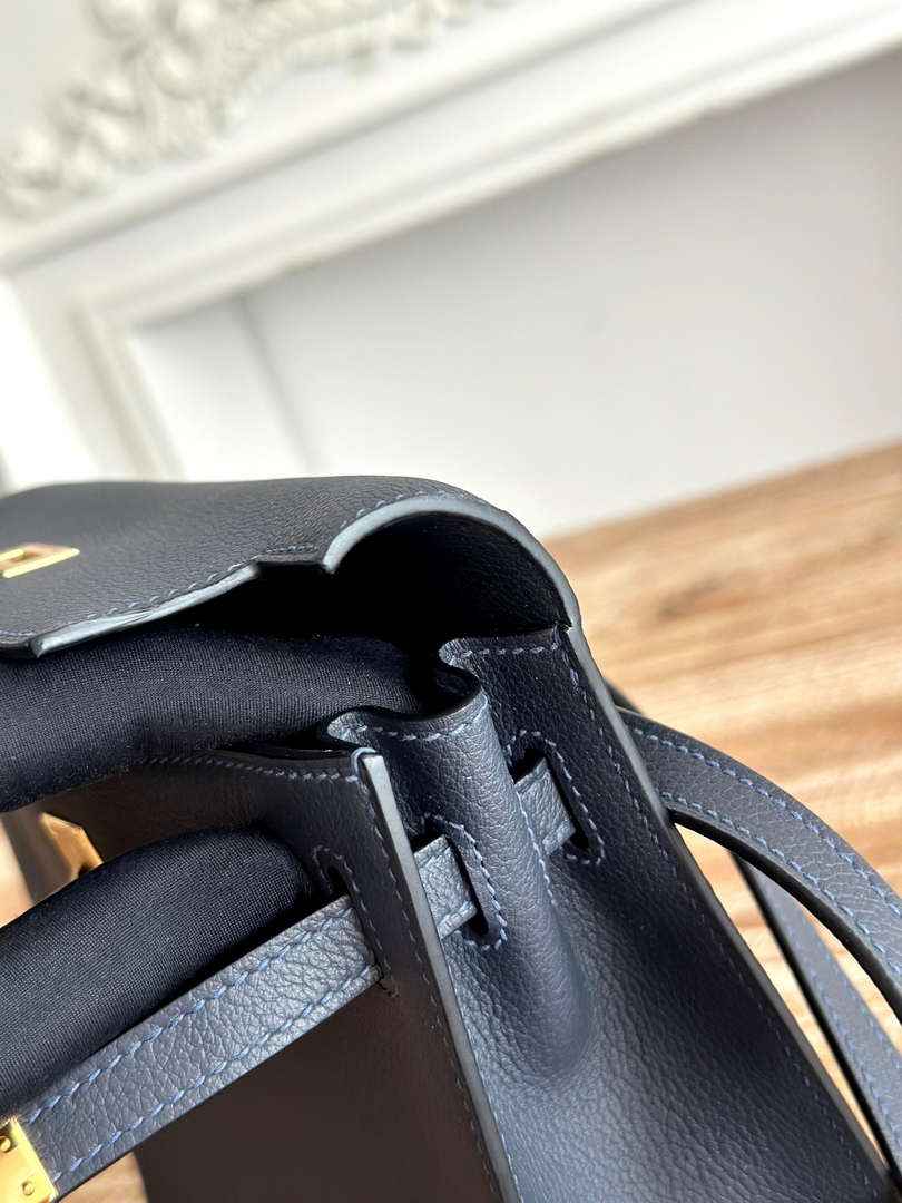 Hermes Kelly Danse Bag Leather 202541