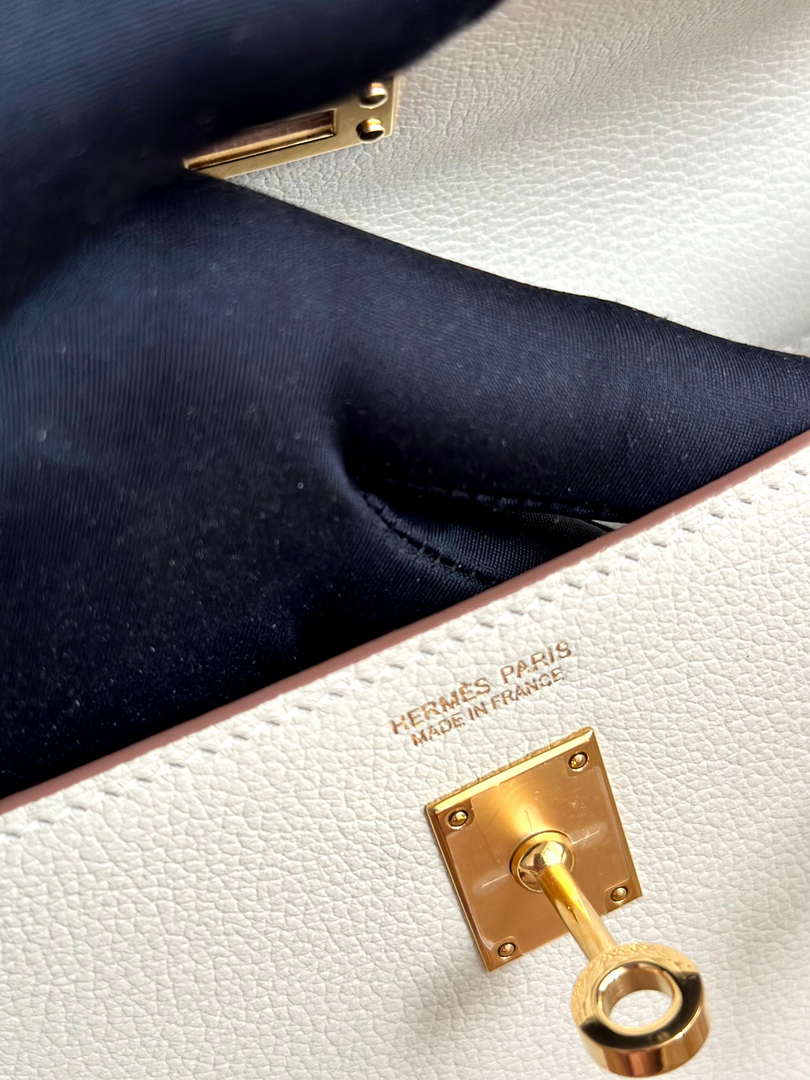Hermes Kelly Danse Bag Leather 202542