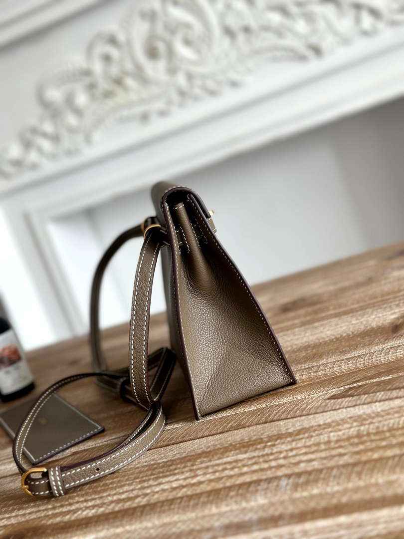 Hermes Kelly Danse Bag Leather 202546