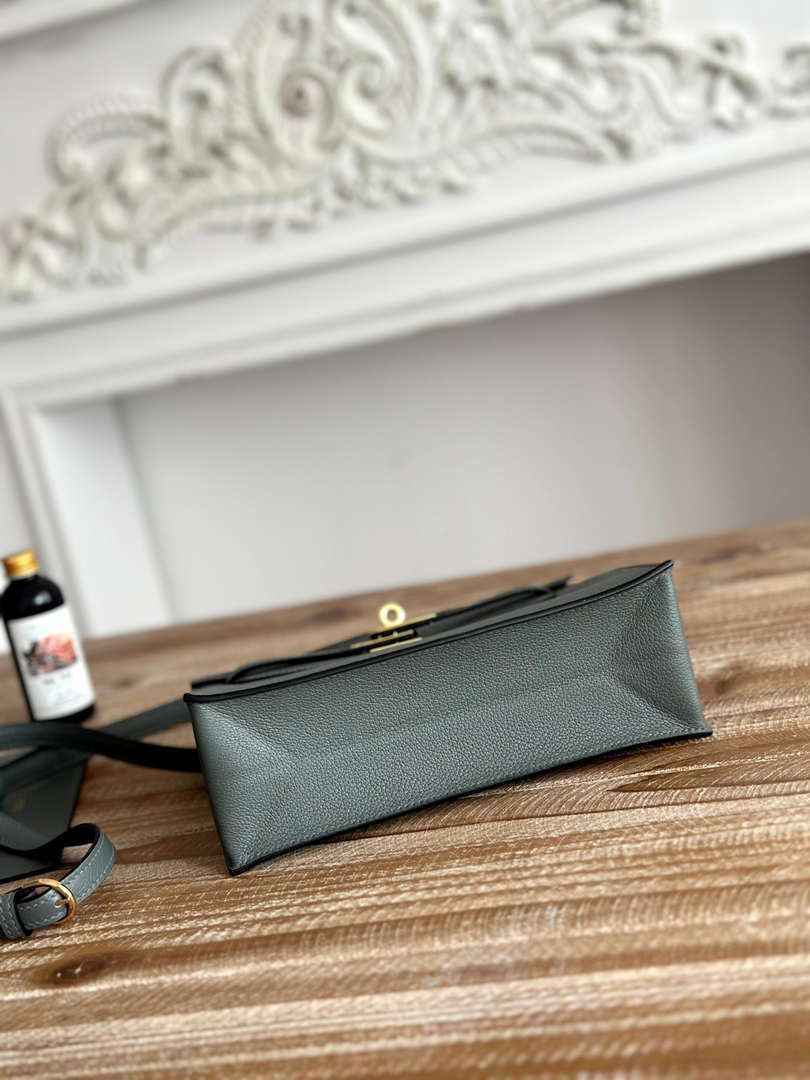 Hermes Kelly Danse Bag Leather 202548