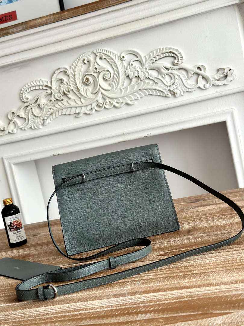 Hermes Kelly Danse Bag Leather 202549