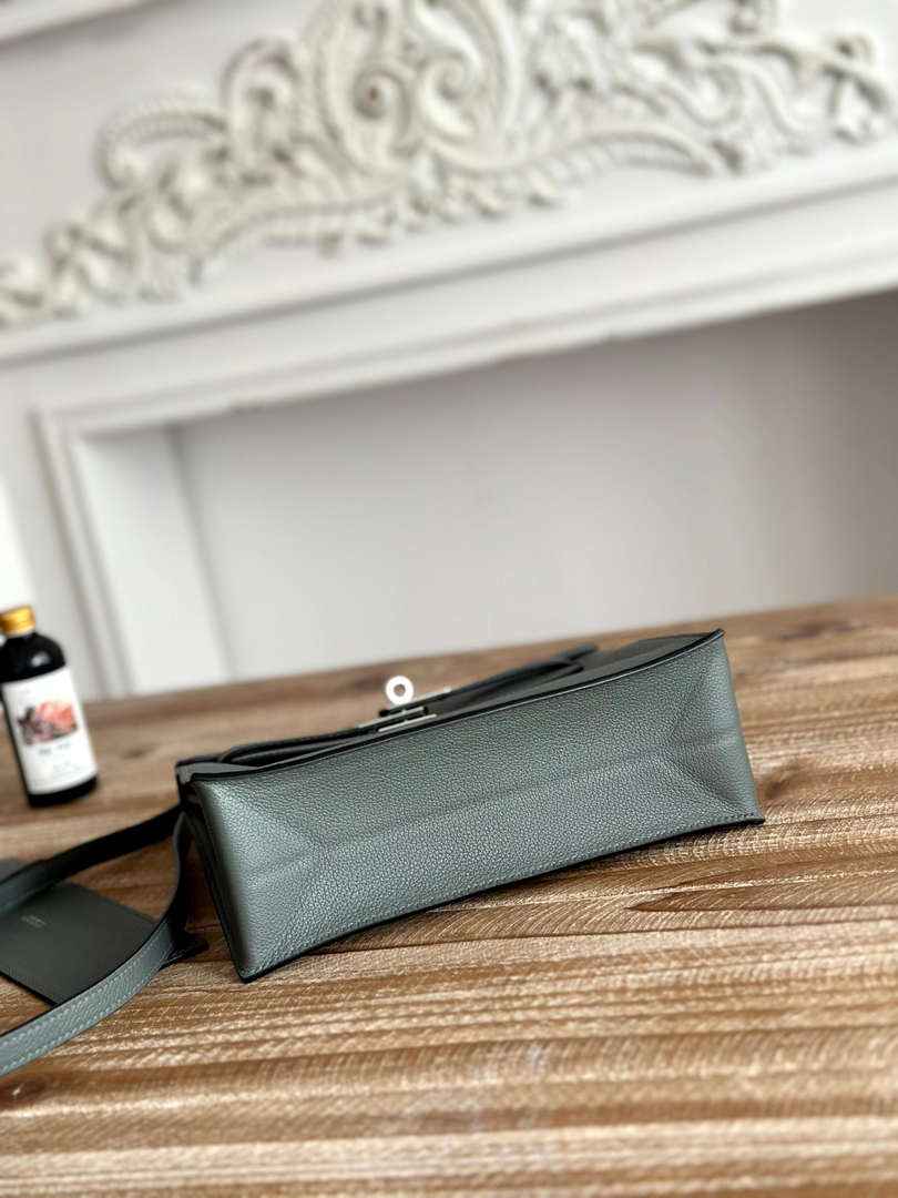 Hermes Kelly Danse Bag Leather 202549