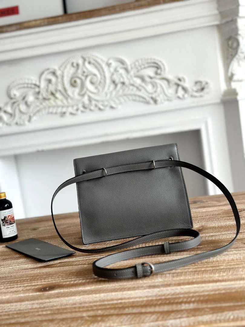 Hermes Kelly Danse Bag Leather 202551