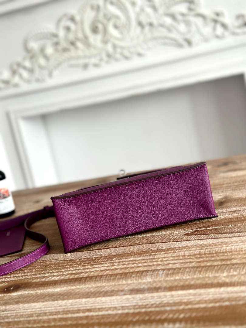 Hermes Kelly Danse Bag Leather 202552