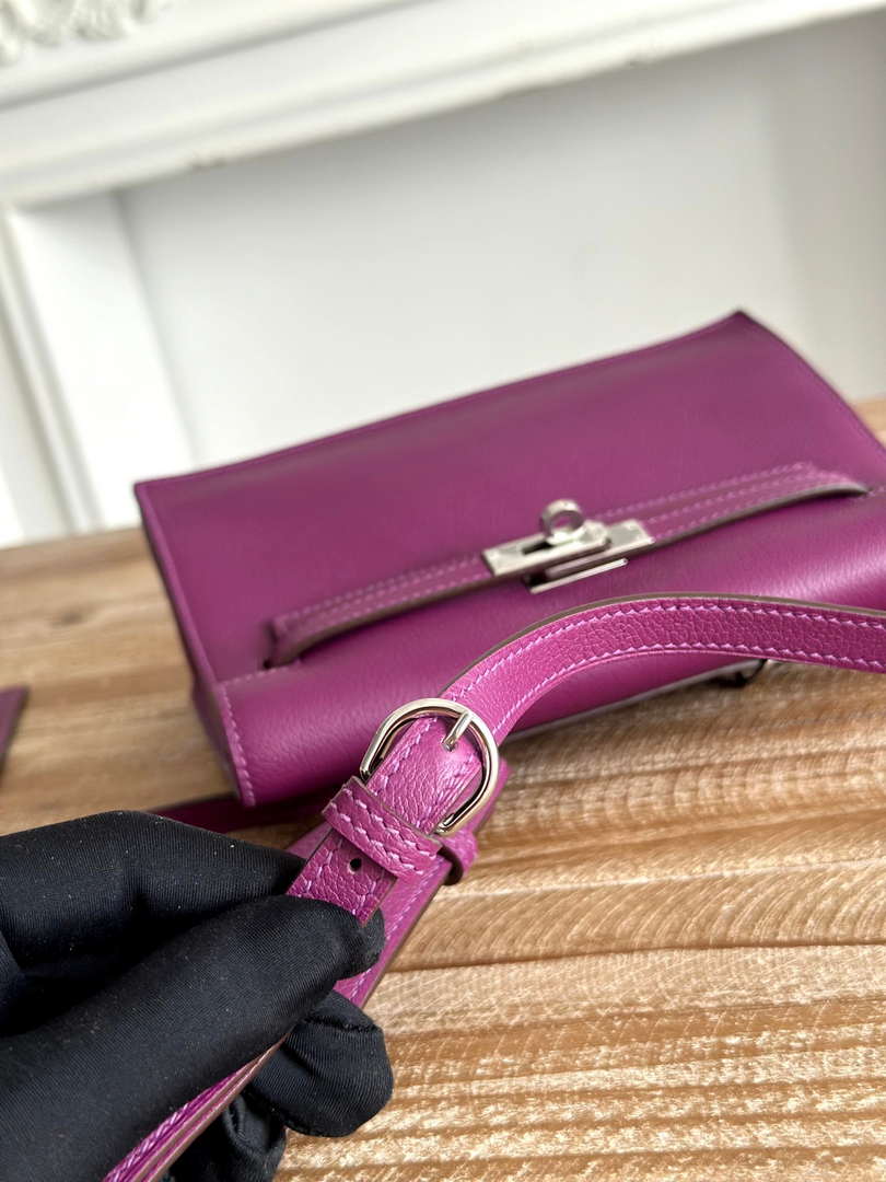Hermes Kelly Danse Bag Leather 202552