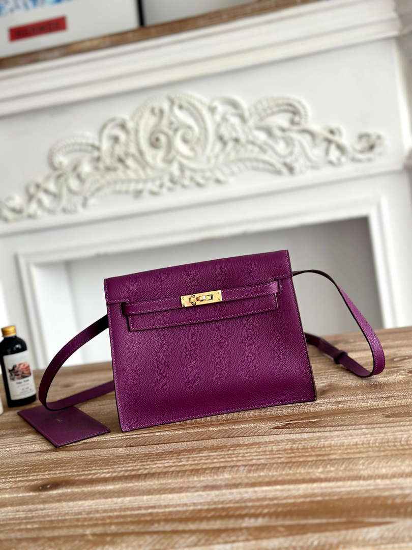 Hermes Kelly Danse Bag Leather 202553
