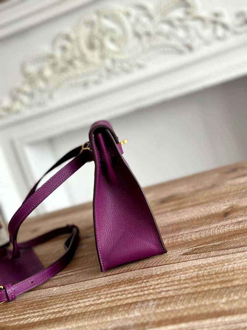 Hermes Kelly Danse Bag Leather 202553