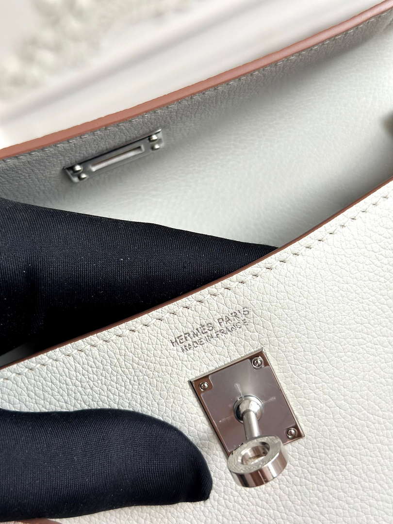 Hermes Kelly Danse Bag Leather 202554