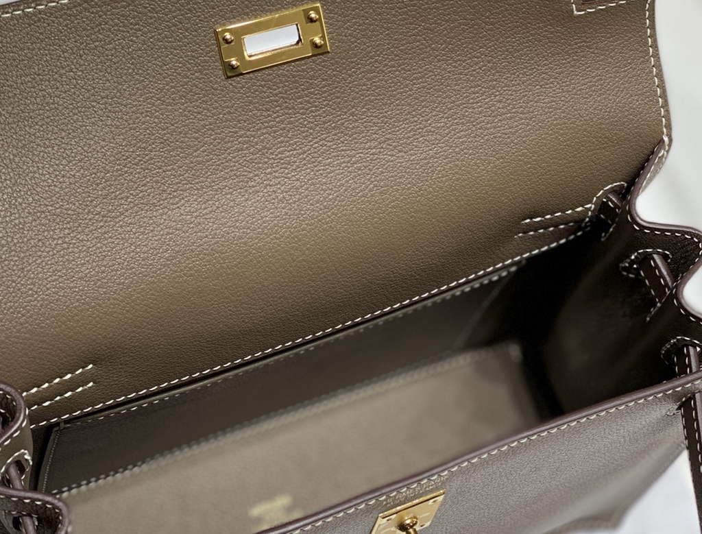 Hermès Kelly Danse II Dark gray Evercolor leather with gold