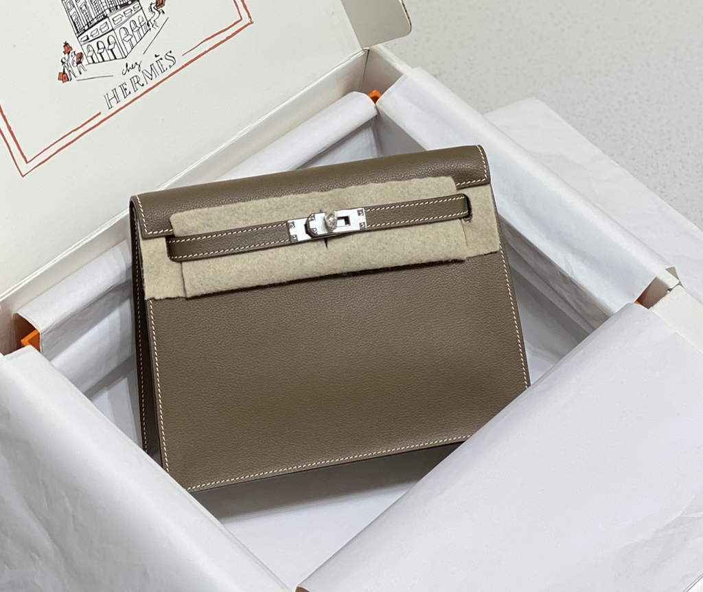 Hermès Kelly Danse II Dark gray Evercolor leather with silver