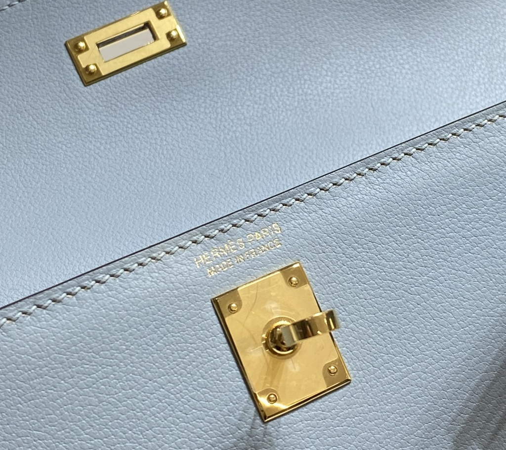 Hermès Kelly Danse II light blue Evercolor leather with gold