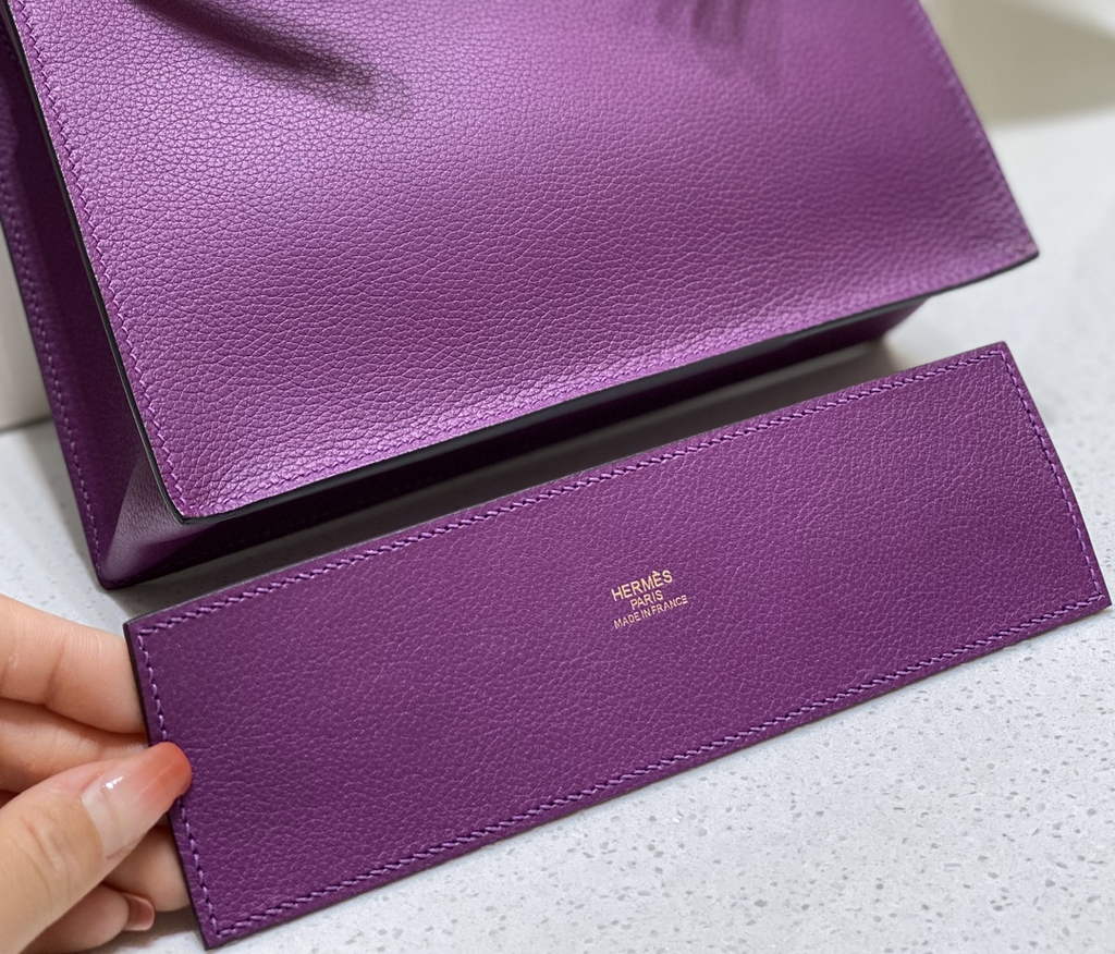Hermès Kelly Danse II Purple Evercolor leather with gold