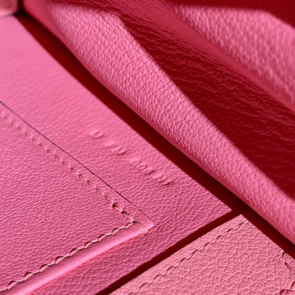Hermès Kelly Danse II pink Evercolor leather with gold