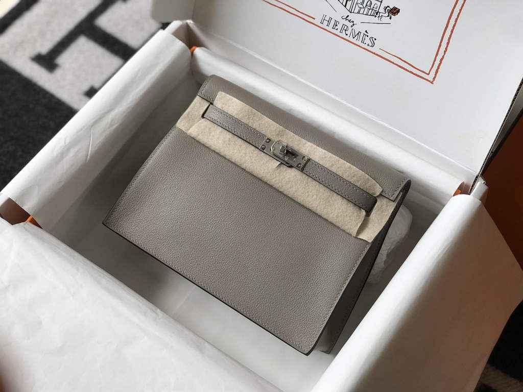 Hermès Kelly Danse II dark gray Evercolor leather with Silver