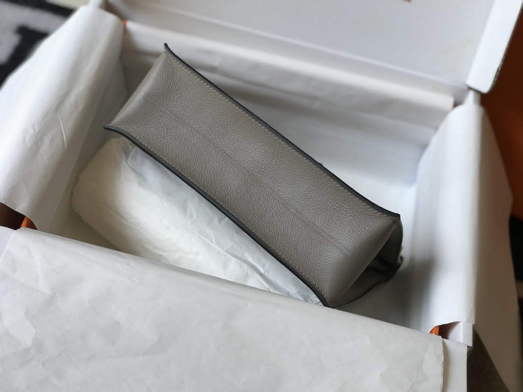 Hermès Kelly Danse II dark gray Evercolor leather with Silver