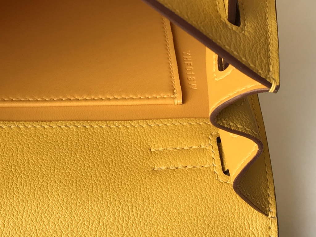 Hermès Kelly Danse II Yellow Evercolor leather with gold