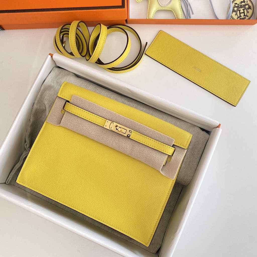 Hermès Kelly Danse II lemon yellow Evercolor leather with gold