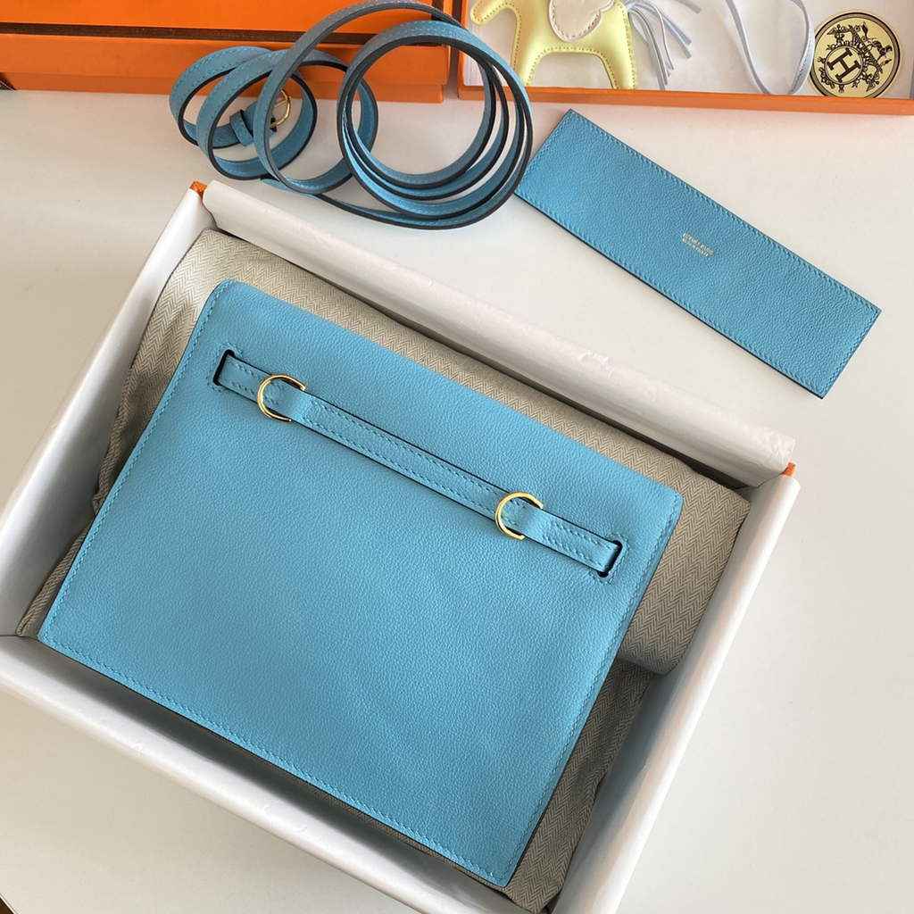 Hermès Kelly Danse II blue Evercolor leather with gold