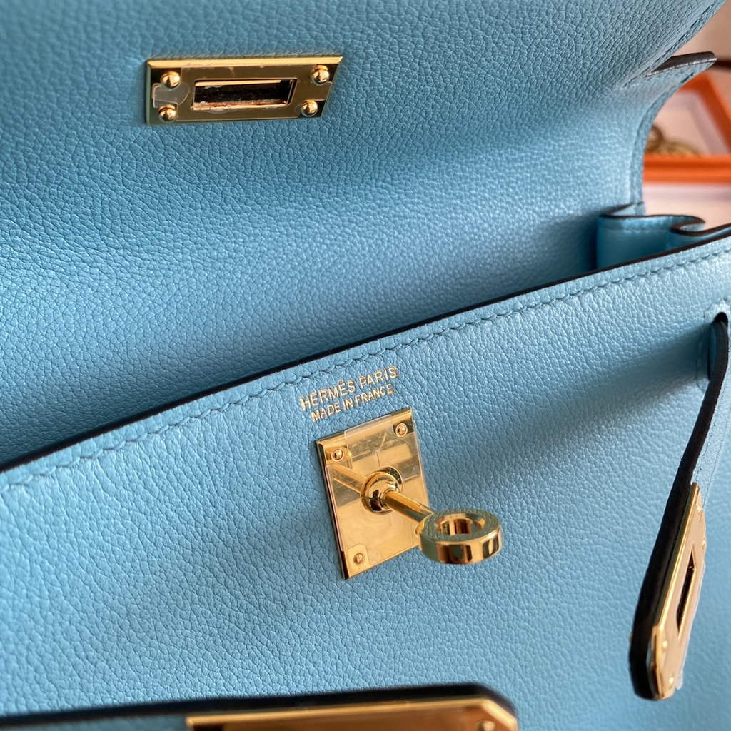 Hermès Kelly Danse II blue Evercolor leather with gold