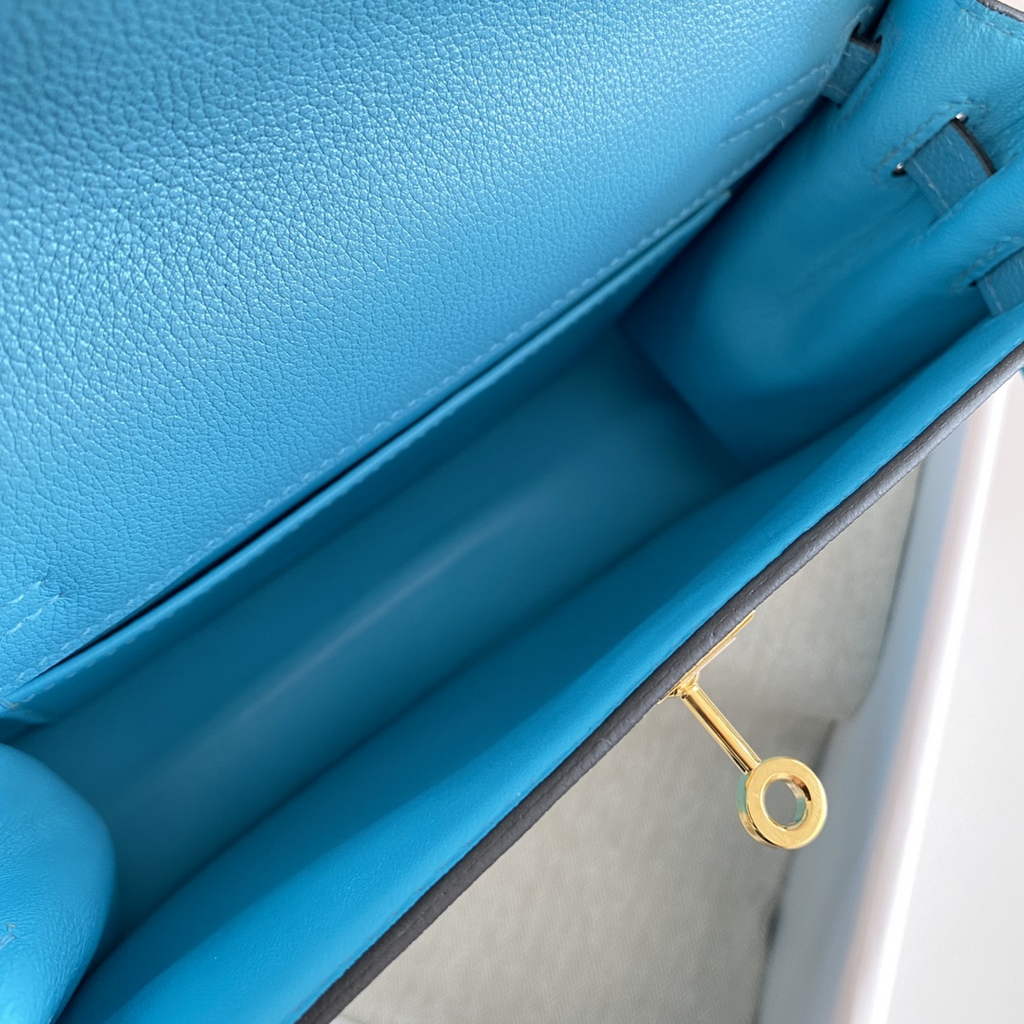 Hermès Kelly Danse II blue Evercolor leather with gold