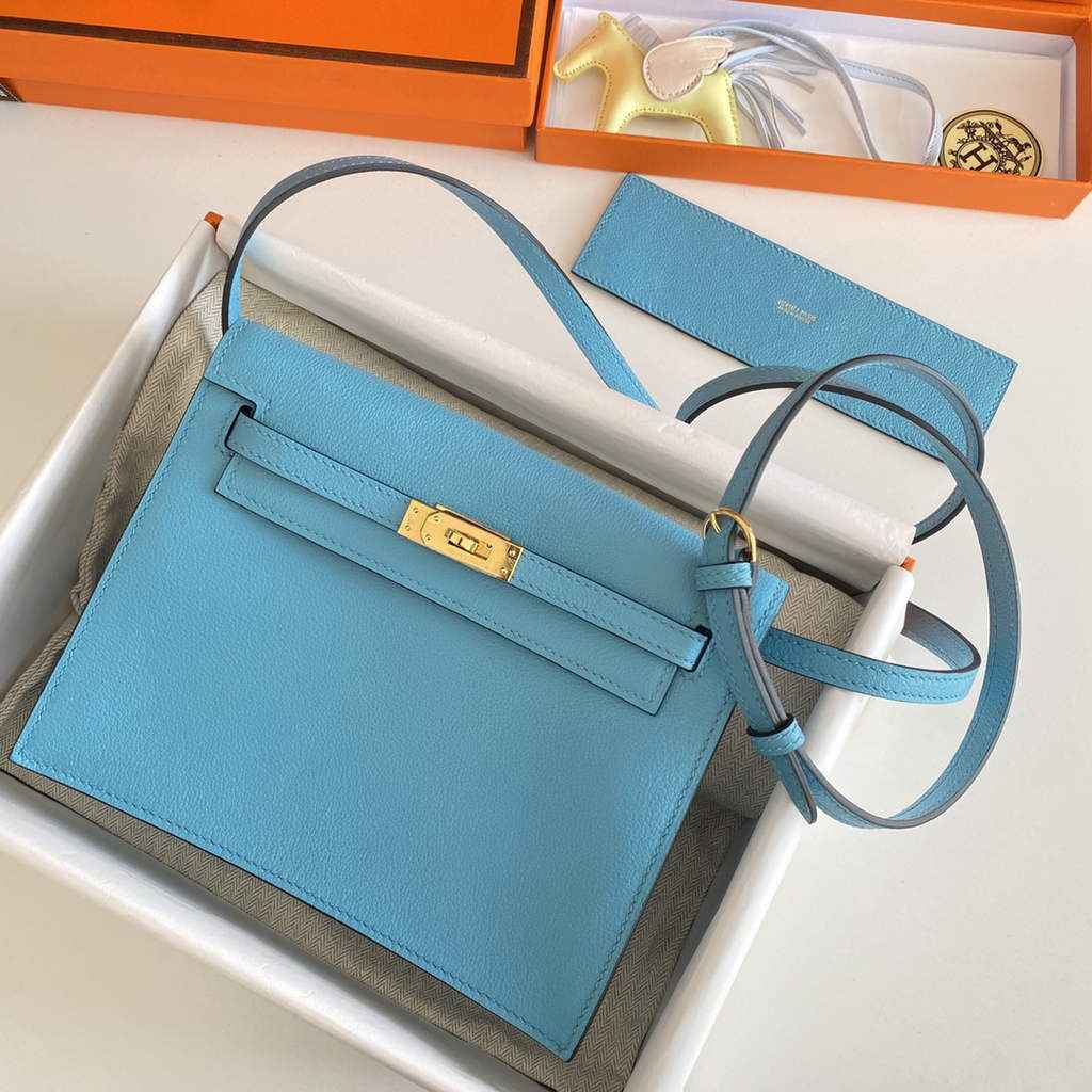 Hermès Kelly Danse II blue Evercolor leather with gold
