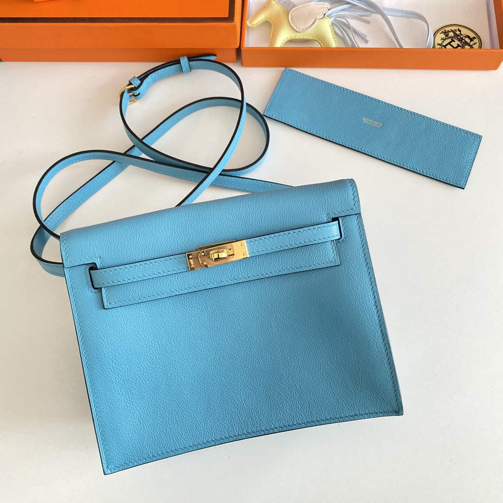 Hermès Kelly Danse II blue Evercolor leather with gold