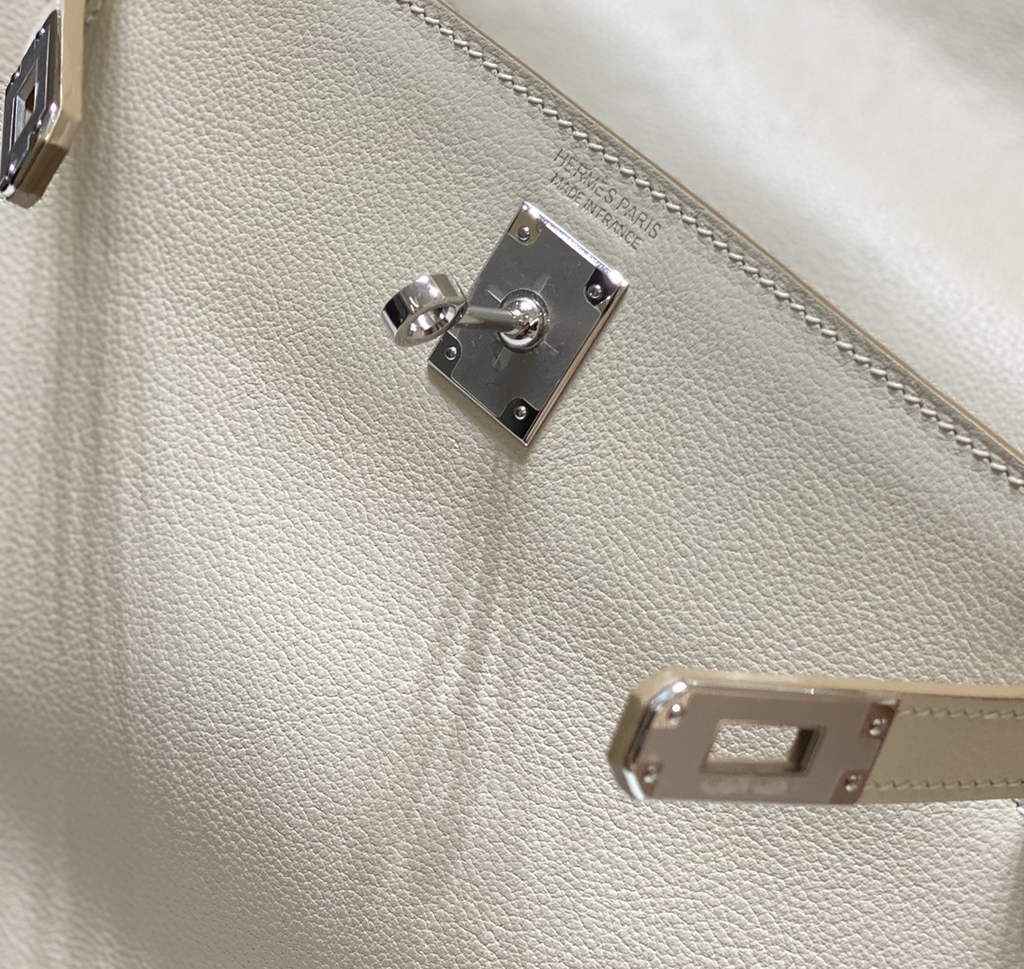 Hermès Kelly Danse II beige Evercolor leather with silver