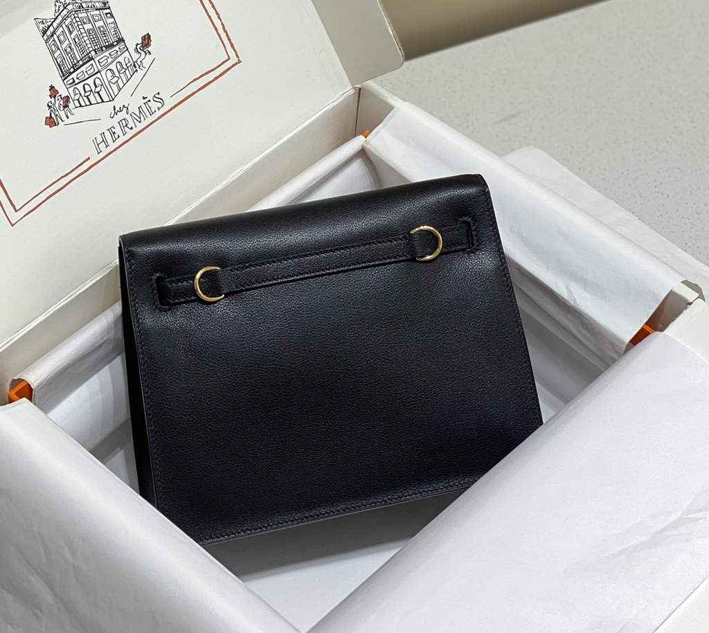 Hermès Kelly Danse II Black Evercolor leather with Gold