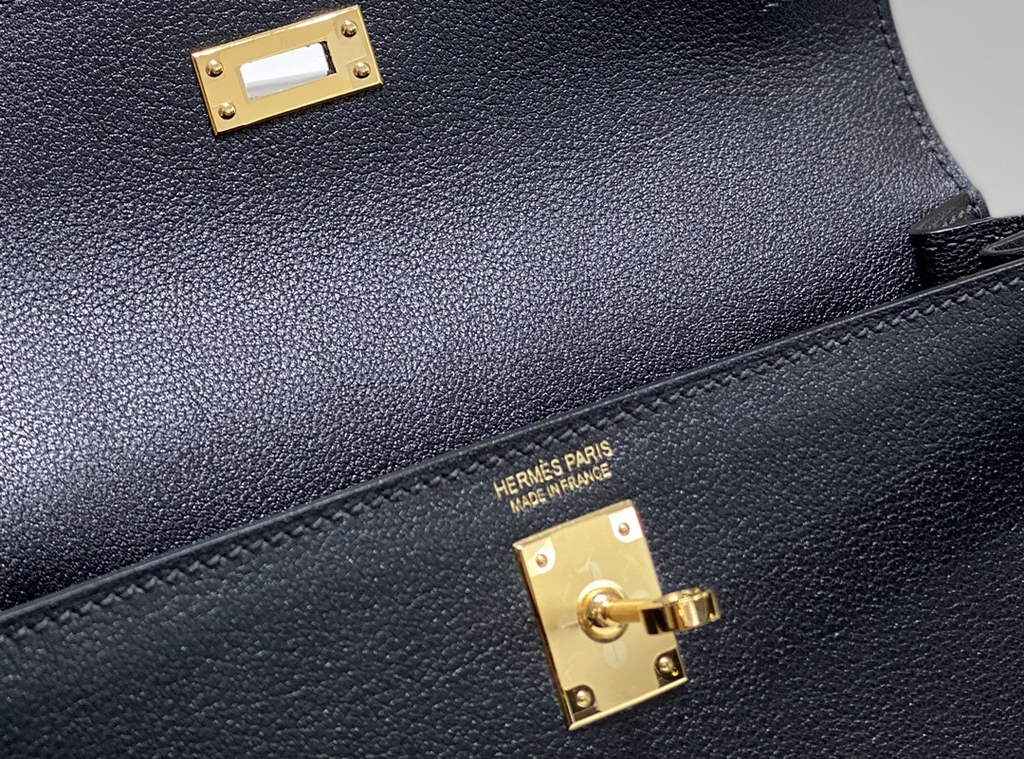 Hermès Kelly Danse II Black Evercolor leather with Gold