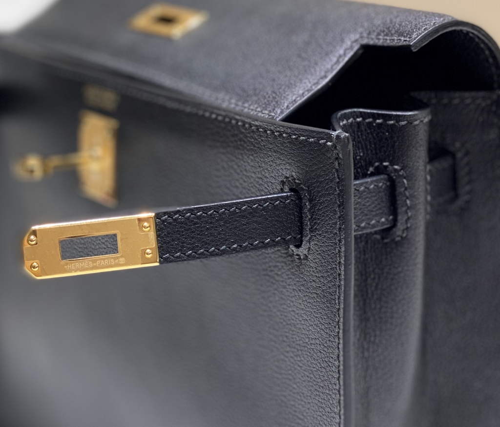 Hermès Kelly Danse II Black Evercolor leather with Gold