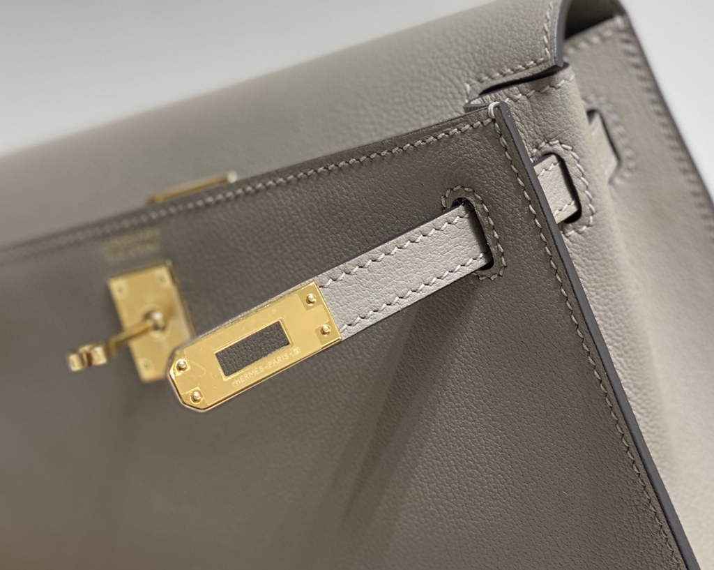 Hermès Kelly Danse II gray Evercolor leather with gold