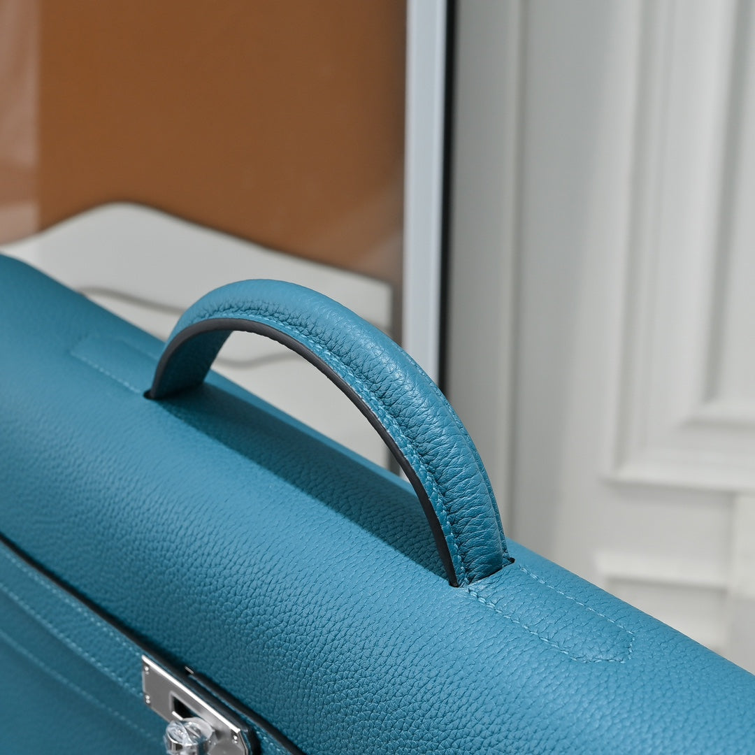 Hermès Kelly Dépêche 36 Briefcase â€?Blue Togo Calfskin
