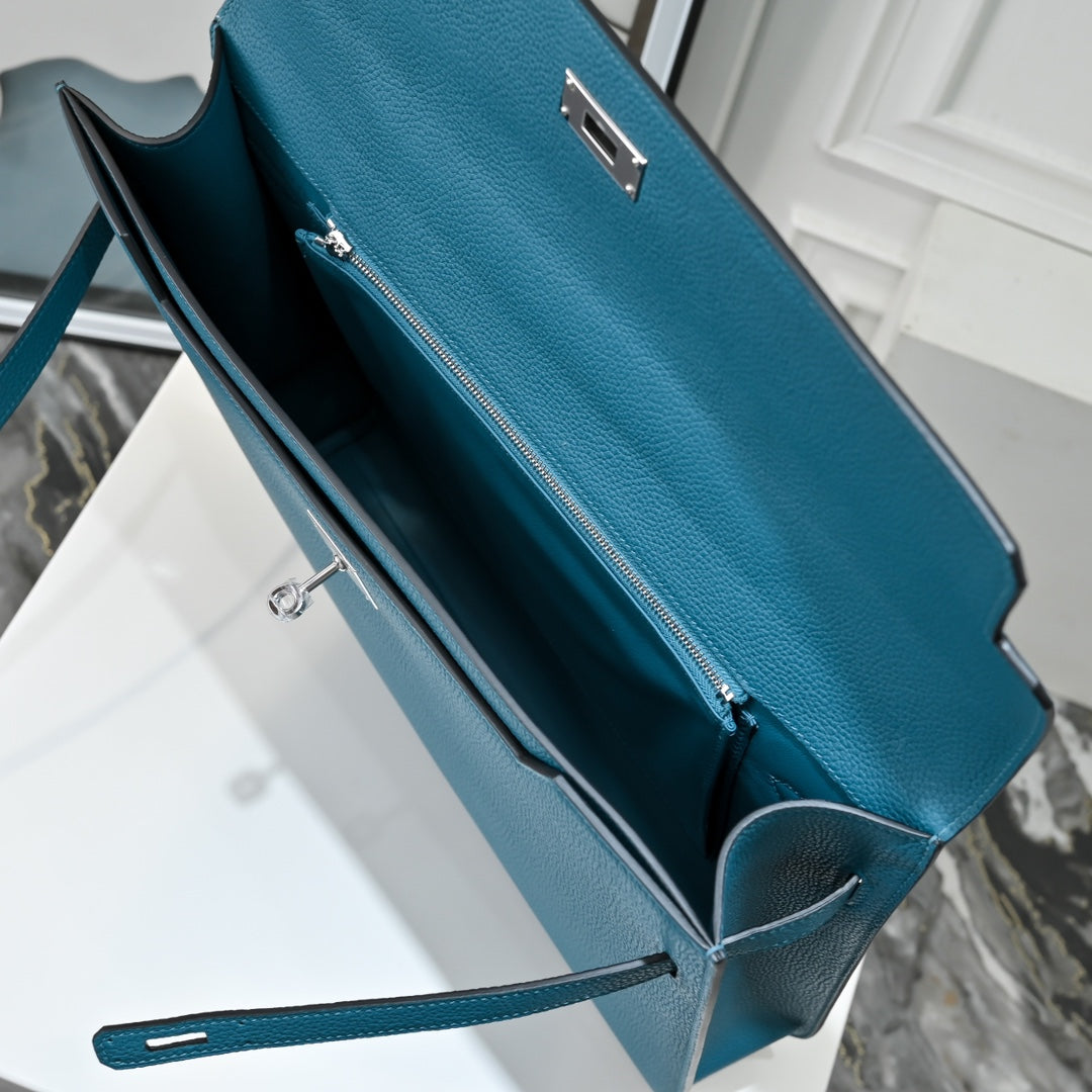Hermès Kelly Dépêche 36 Briefcase â€?Blue Togo Calfskin