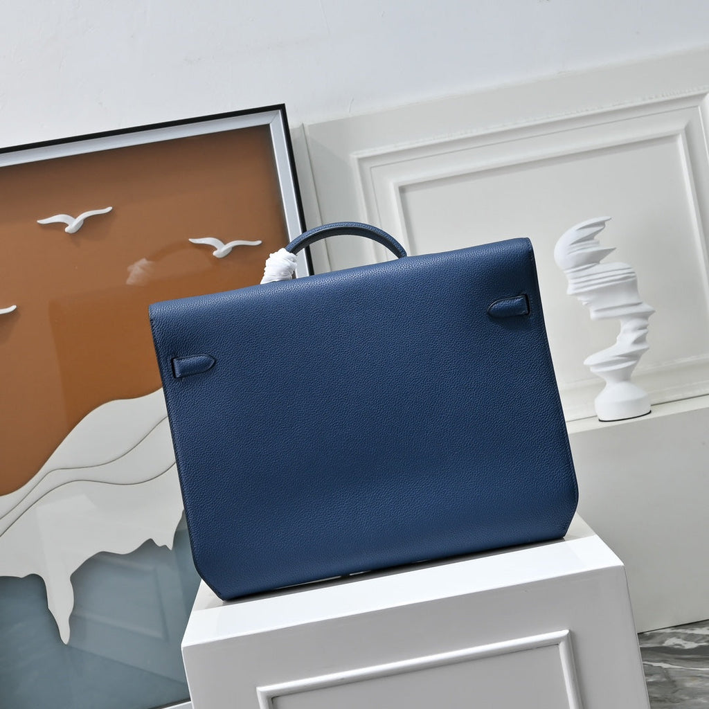 Hermès Kelly Dépêche 36 in Dark Blue Togo Leather