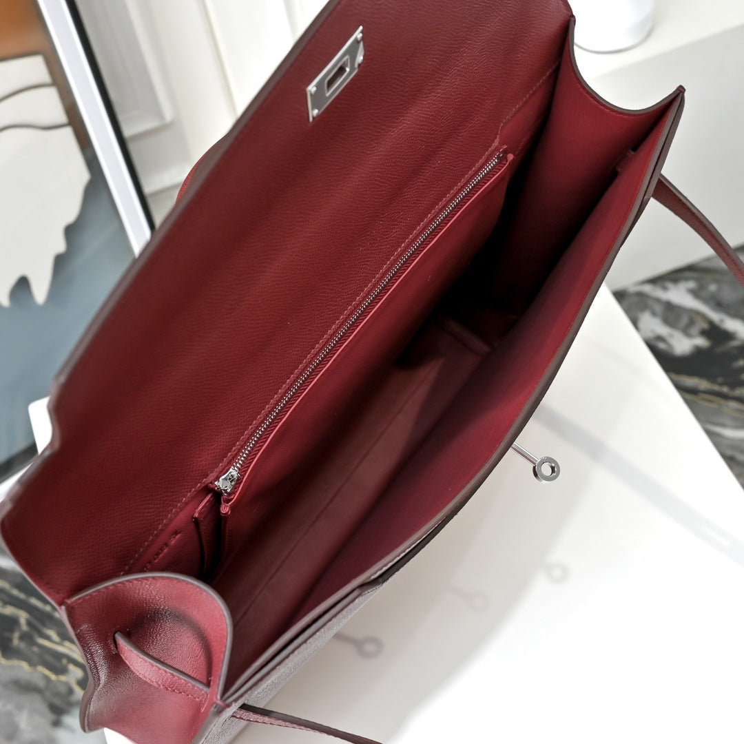 Hermès | Kelly Dépêche 36 Briefcase | Epsom Calfskin Leather | Dark Red