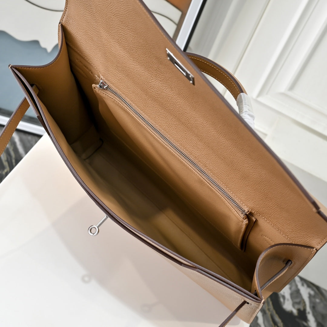 Hermès | Kelly Dépêche 36 Briefcase | Epsom Calfskin Leather | Apricot