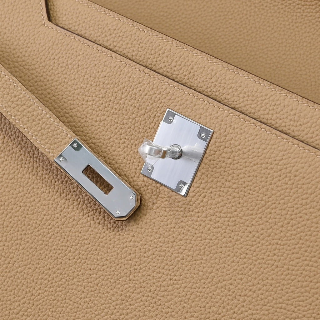 Pre-owned Hermès Kelly Dépêche 36 Briefcase in Apricot Togo Calfskin