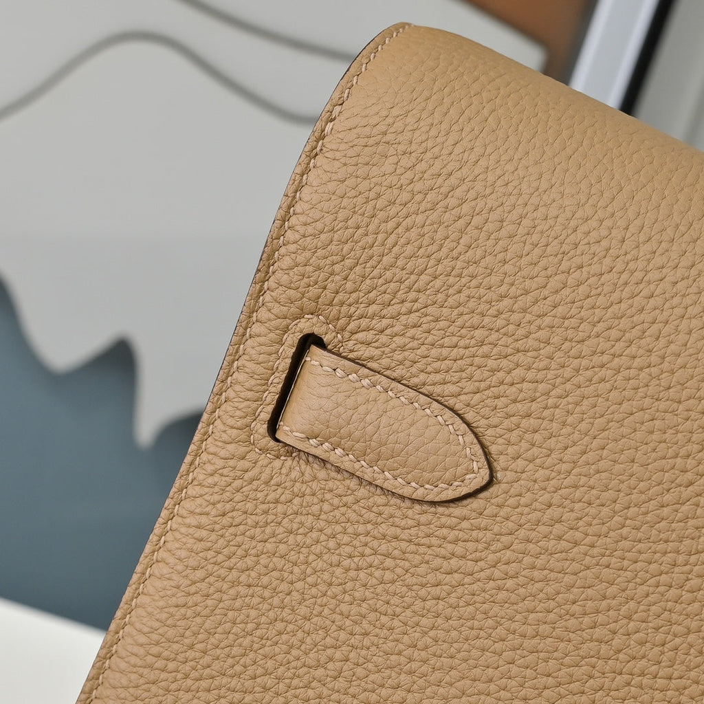 Pre-owned Hermès Kelly Dépêche 36 Briefcase in Apricot Togo Calfskin