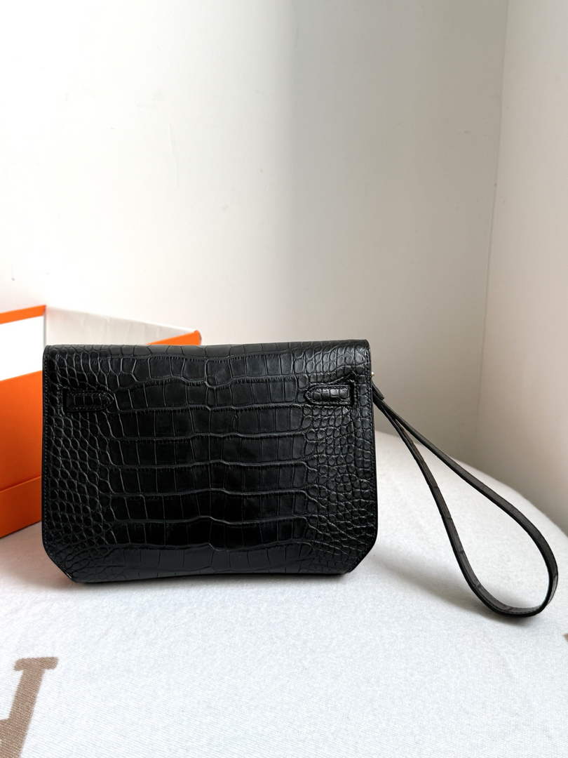 Hermès Special Order Sac Dépêches 25 – Black Porosus Crocodile Leather Handheld Clutch - Default Title - View 2